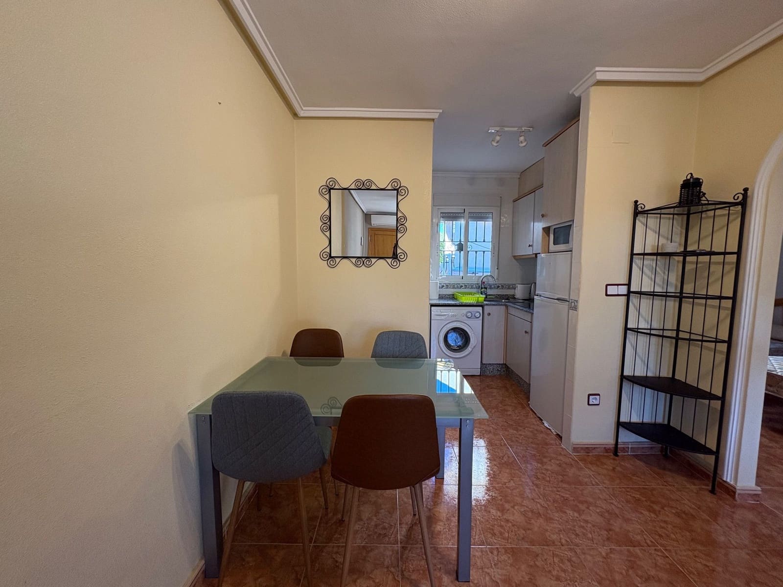 2 bedroom Bungalow for rent in Algorfa with pool garage - € 650 (Ref: 9424265)