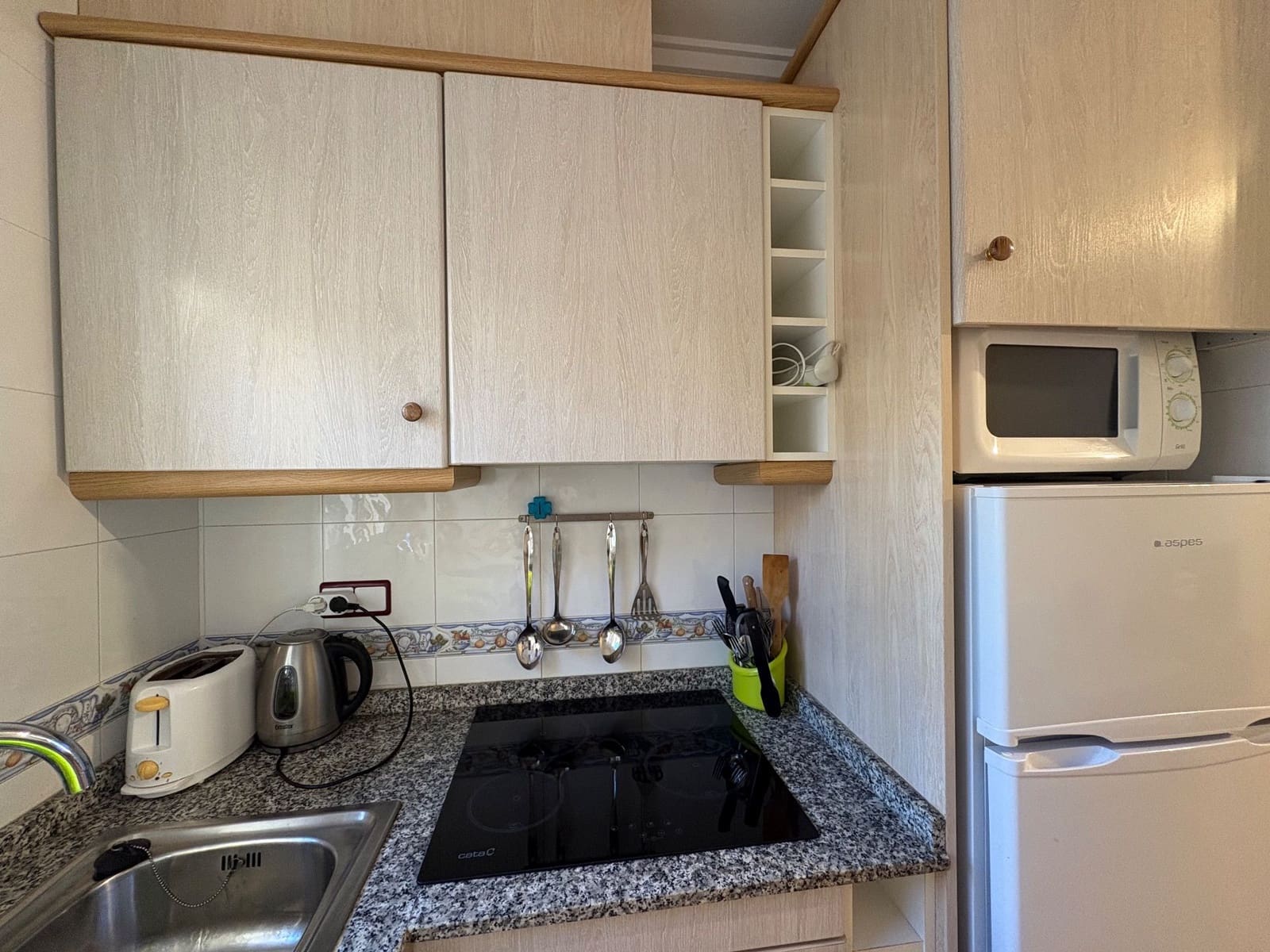 2 bedroom Bungalow for rent in Algorfa with pool garage - € 650 (Ref: 9424265)