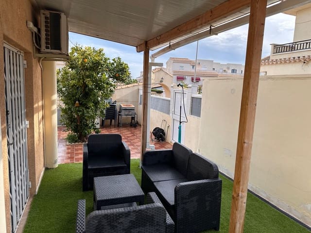 3 soverom Villa til leie i Orihuela Costa, Orihuela med svømmebasseng garasje - € 900 (Ref: 9430767)