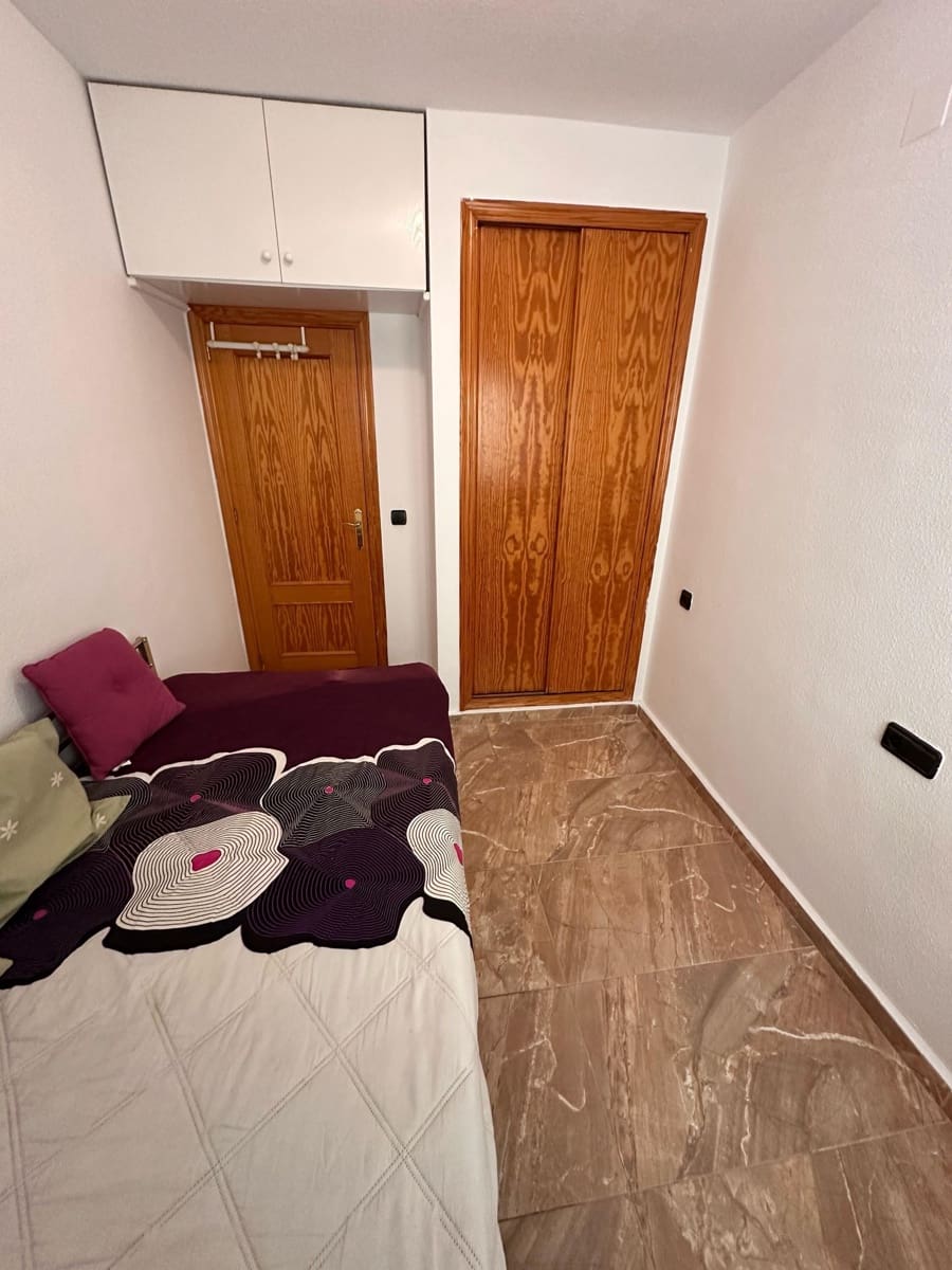 3 quarto Moradia para arrendar em Orihuela Costa com piscina garagem - 900 € (Ref: 9430767)