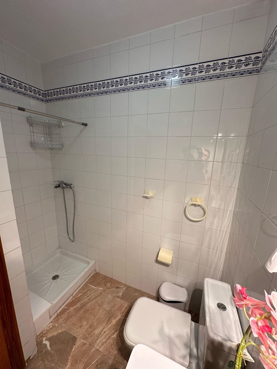 3 quarto Moradia para arrendar em Orihuela Costa com piscina garagem - 900 € (Ref: 9430767)