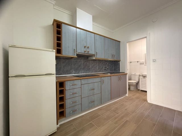 1 sypialnia Dom do wynajęcia w Torrevieja - 700 € (Ref: 9430768)