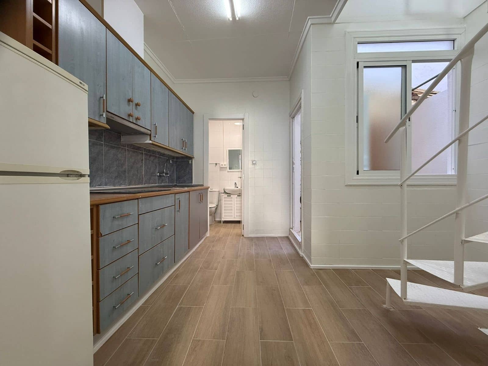 1 quarto Casa em Banda para arrendar em Torrevieja - 700 € (Ref: 9430768)