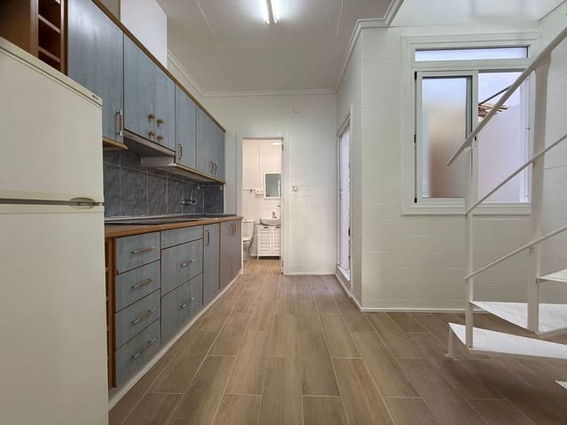 1 sypialnia Dom do wynajęcia w Torrevieja - 700 € (Ref: 9430768)