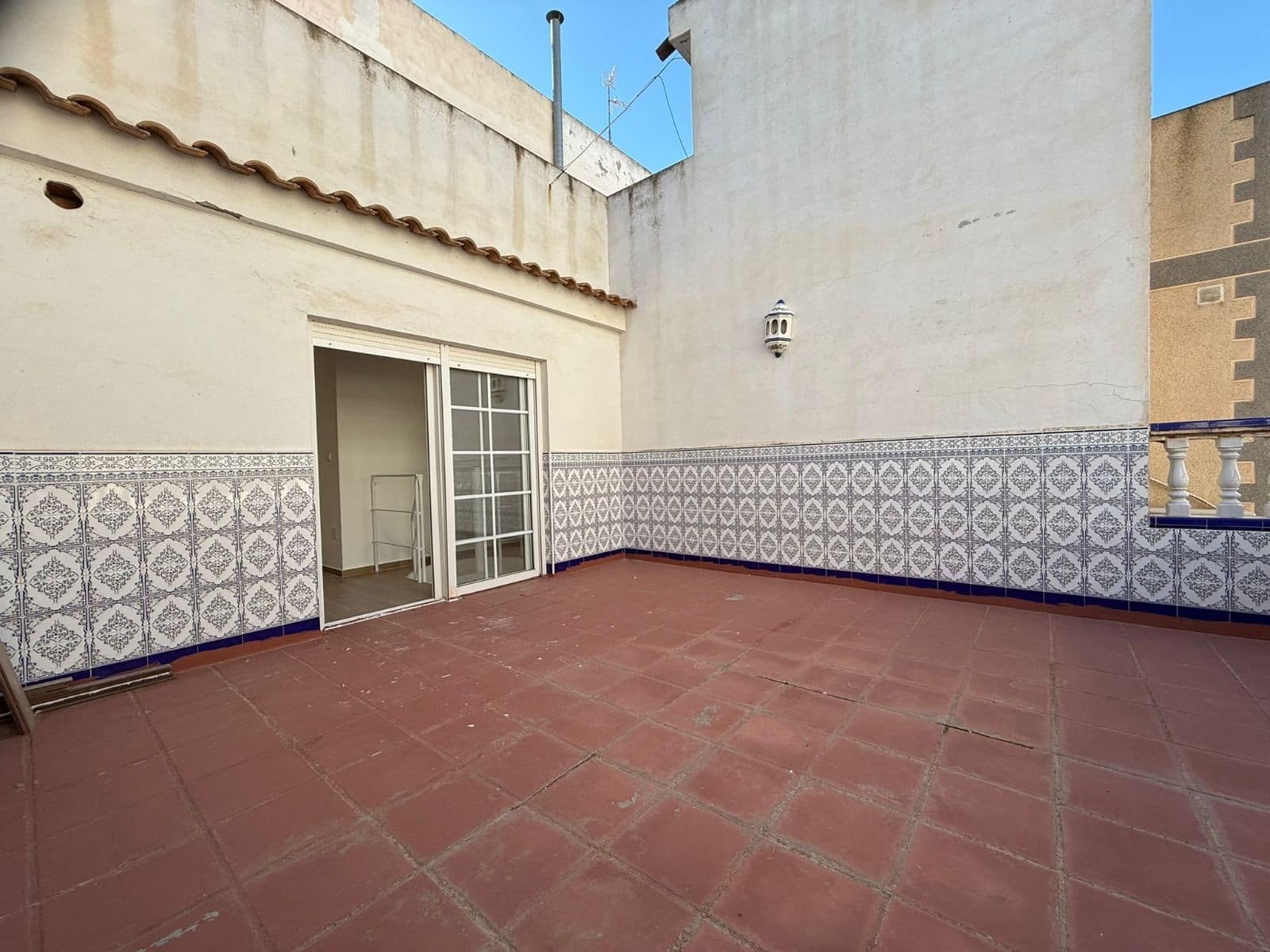1 quarto Casa em Banda para arrendar em Torrevieja - 700 € (Ref: 9430768)