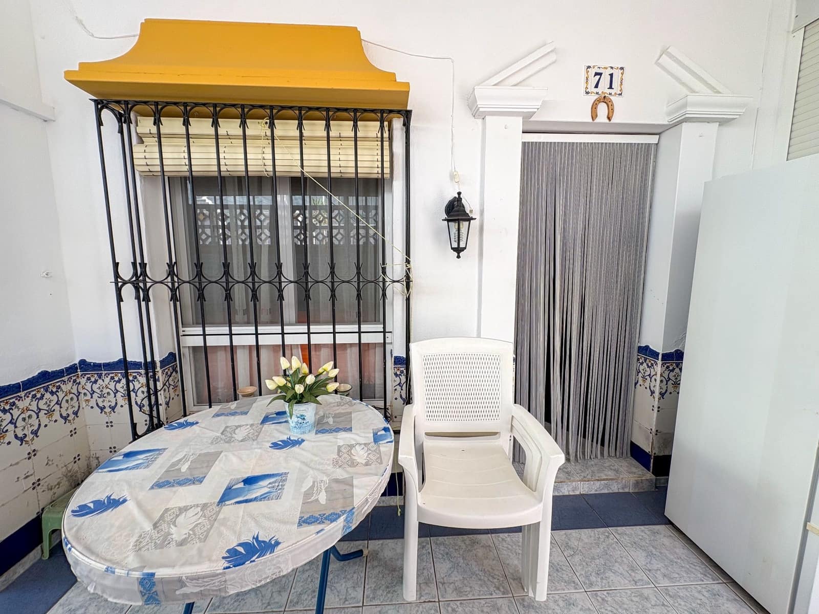 2 soveværelse Semi-Rækkehus til leje i Torrevieja med swimmingpool - € 700 (Ref: 9433030)