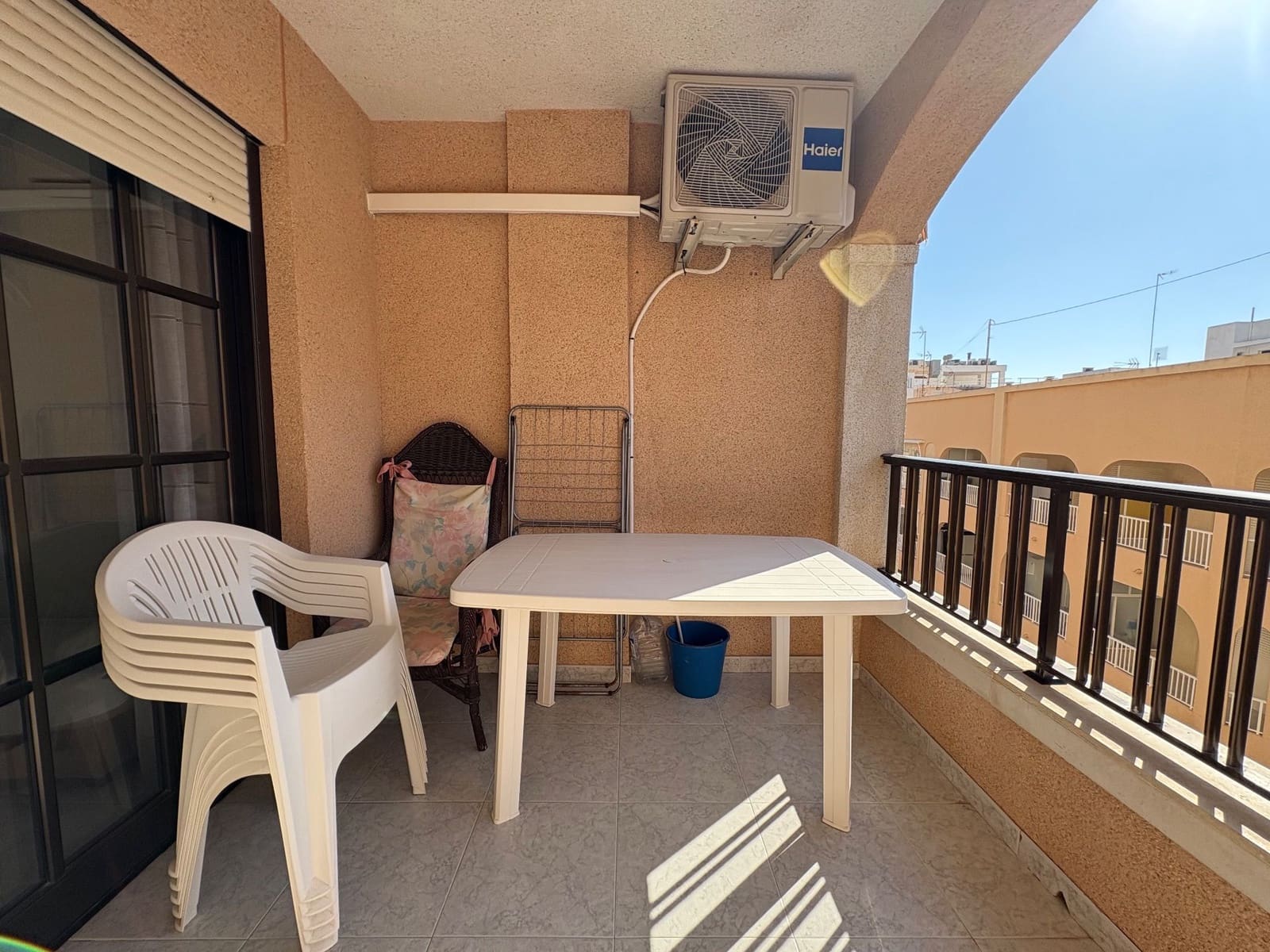 2 bedroom Flat for rent in Guardamar del Segura with pool - € 750 (Ref: 9451597)