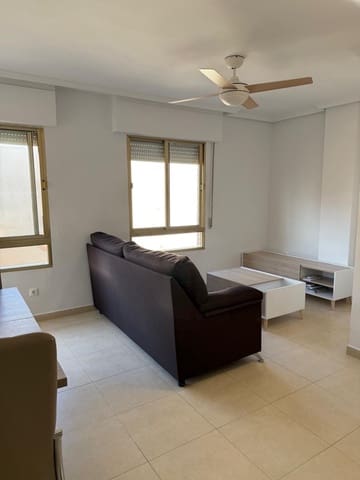 2 soveværelse Lejlighed til leje i Torrevieja - € 900 (Ref: 9451598)