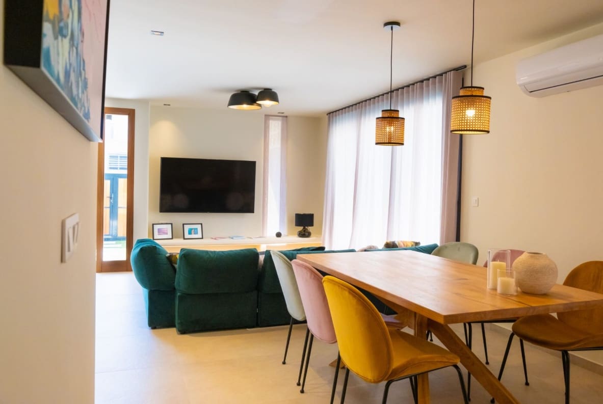 2 quarto Moradia para arrendar em Torrevieja com piscina - 1 400 € (Ref: 9451599)