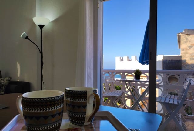 3 quarto Apartamento para arrendar em Torrevieja - 950 € (Ref: 9451600)