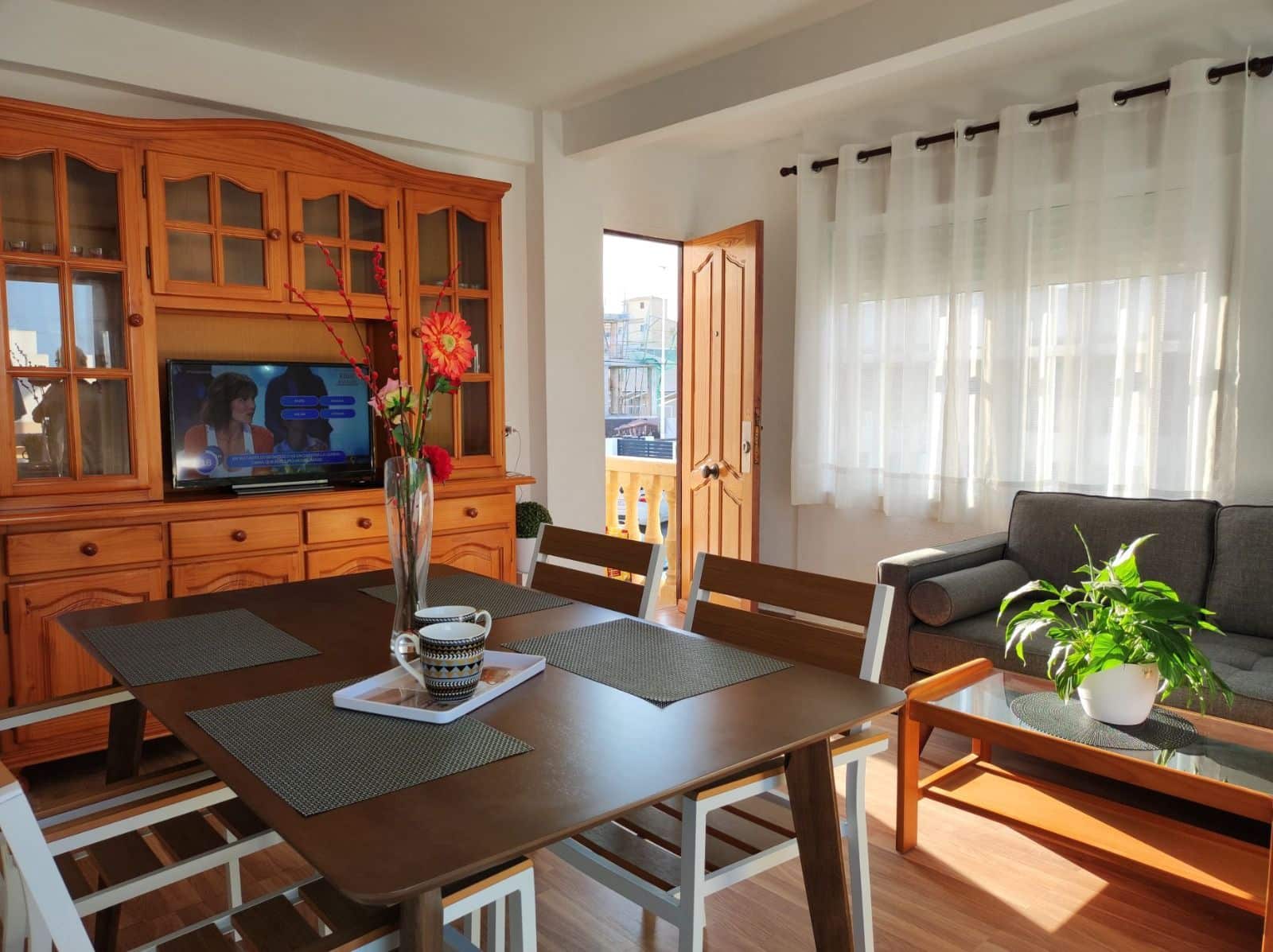 3 makuuhuone Asunto vuokrattavana paikassa Torrevieja - 950 € (Ref: 9451600)