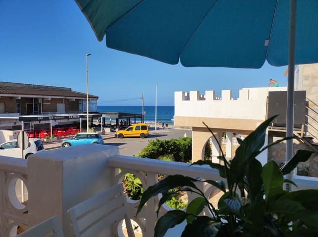 3 quarto Apartamento para arrendar em Torrevieja - 950 € (Ref: 9451600)