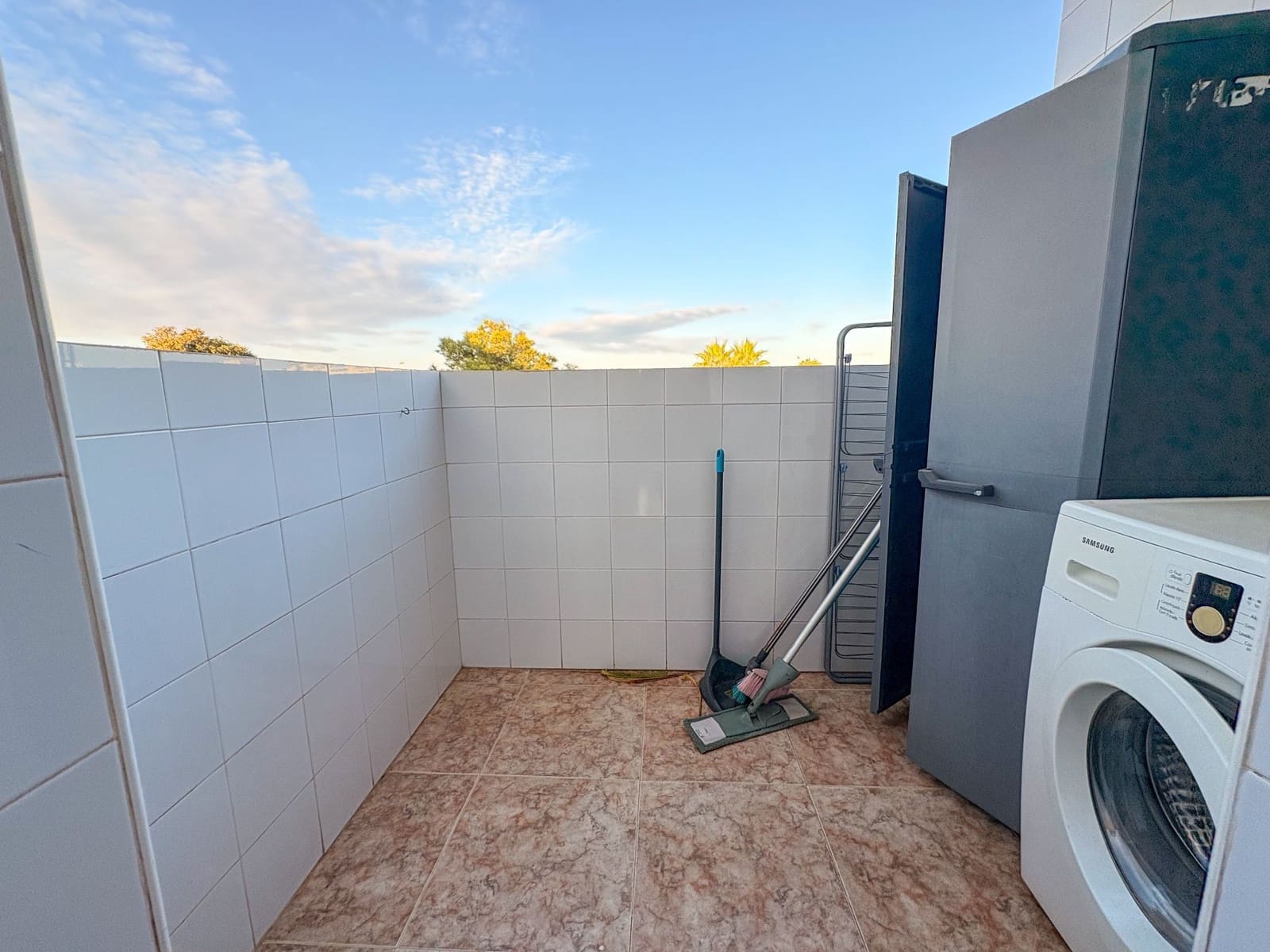 2 quarto Penthouse para arrendar em Orihuela Costa com piscina - 950 € (Ref: 9455833)