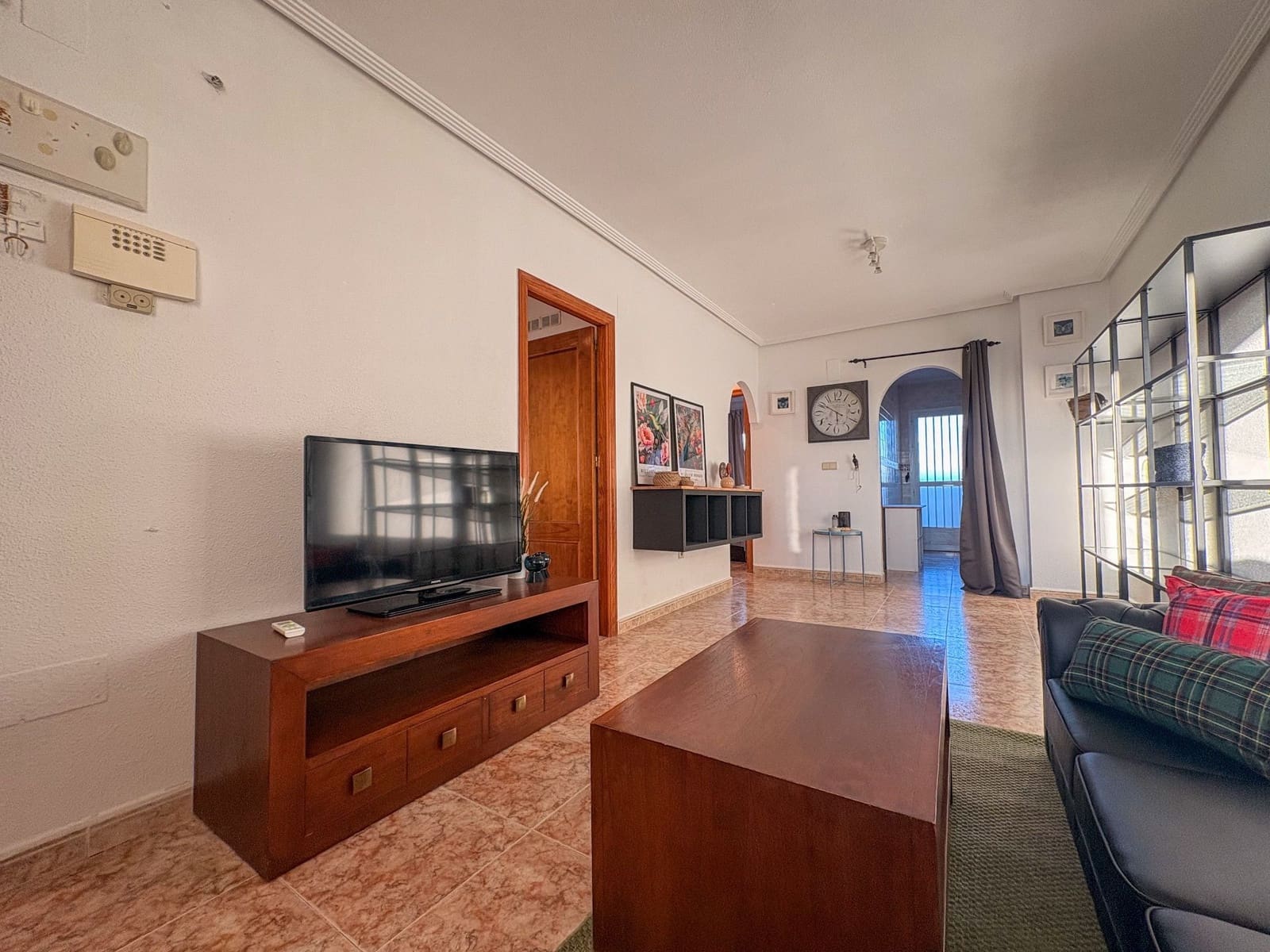 2 quarto Penthouse para arrendar em Orihuela Costa com piscina - 950 € (Ref: 9455833)