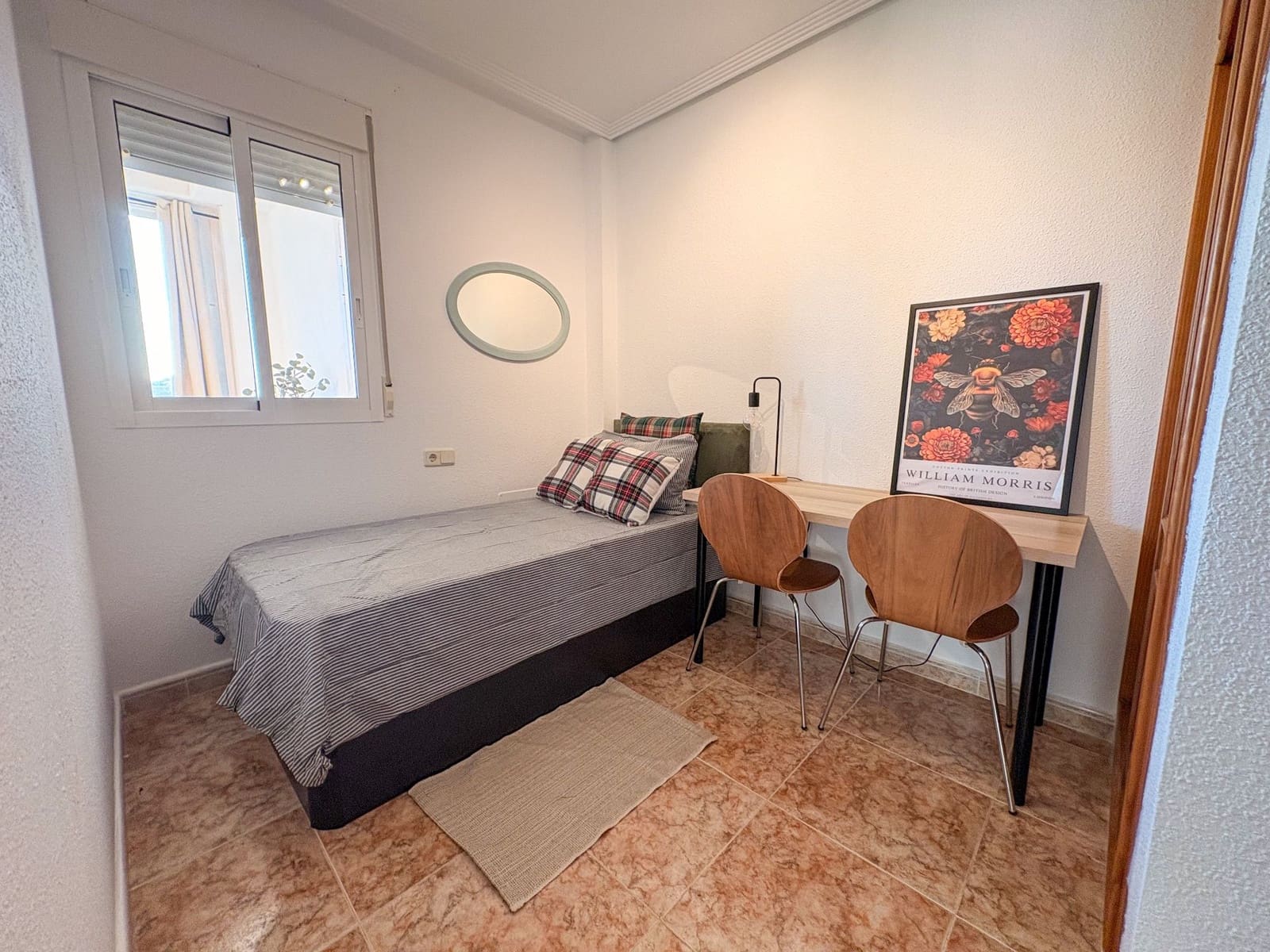 2 quarto Penthouse para arrendar em Orihuela Costa com piscina - 950 € (Ref: 9455833)