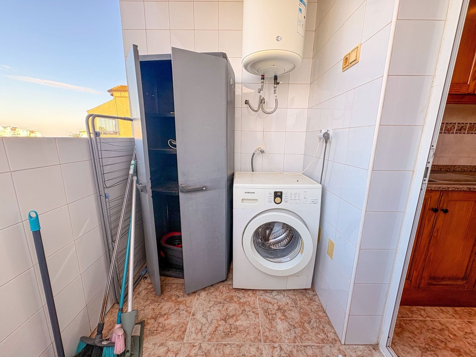 2 quarto Penthouse para arrendar em Orihuela Costa com piscina - 950 € (Ref: 9455833)