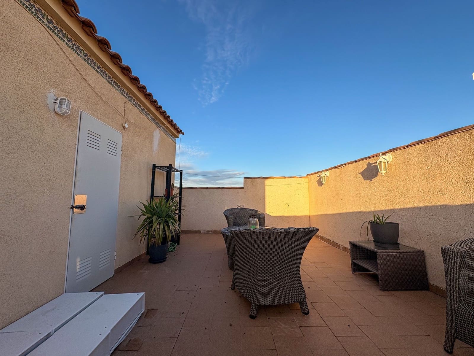 2 quarto Penthouse para arrendar em Orihuela Costa com piscina - 950 € (Ref: 9455833)