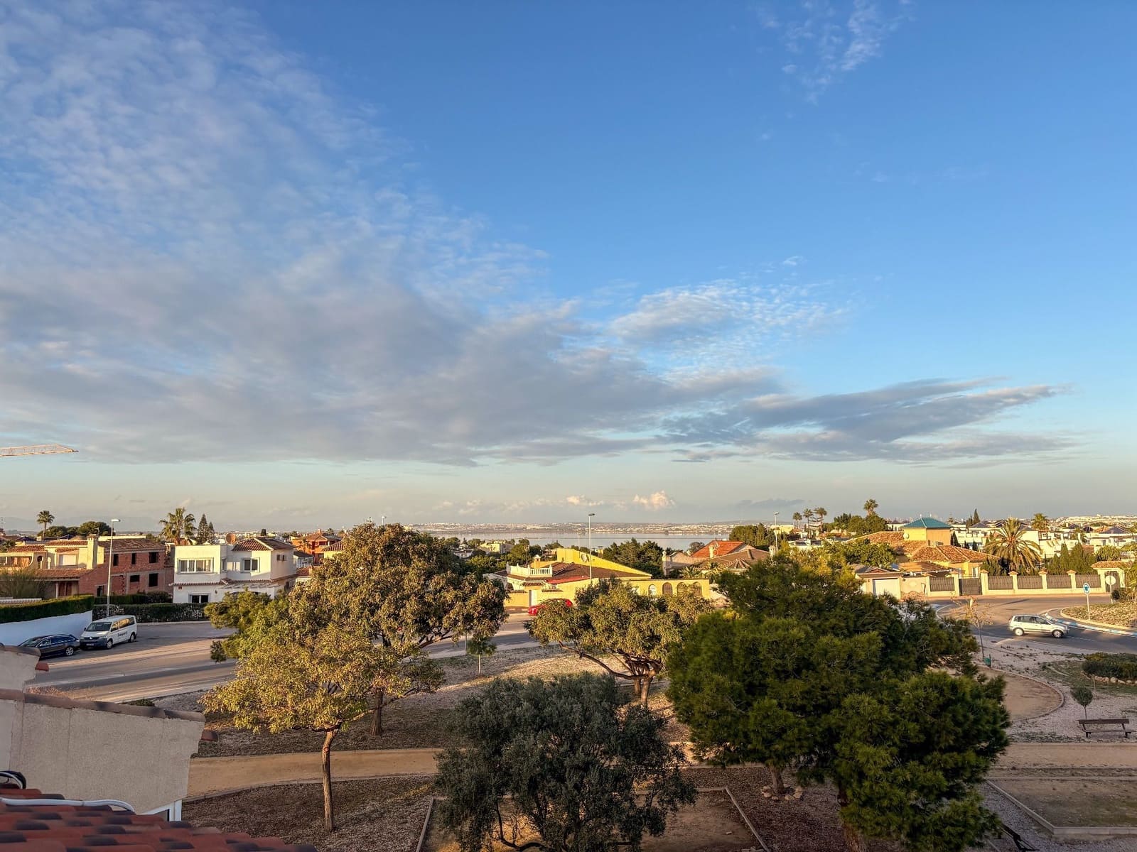 2 quarto Penthouse para arrendar em Orihuela Costa com piscina - 950 € (Ref: 9455833)