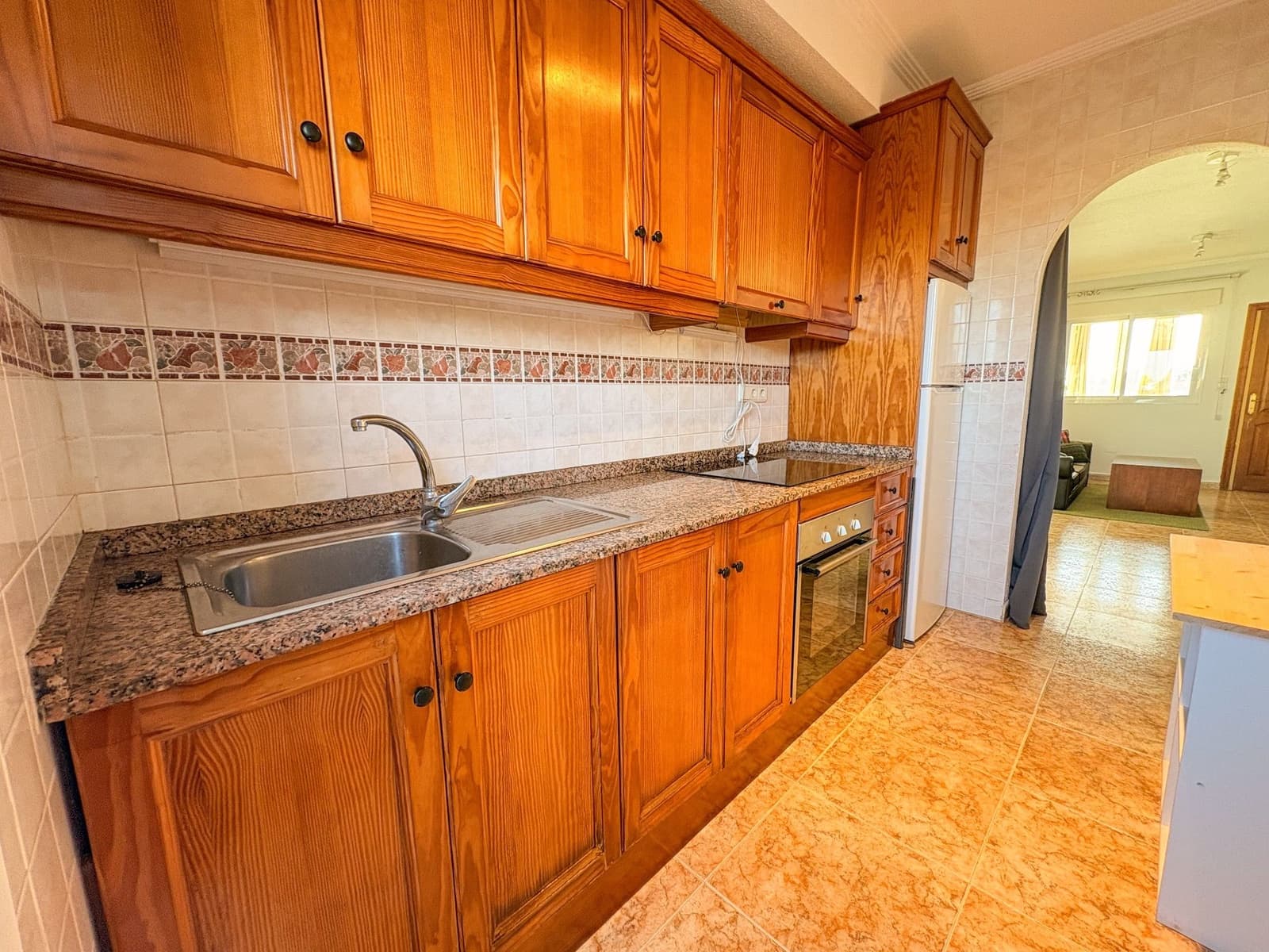 2 quarto Penthouse para arrendar em Orihuela Costa com piscina - 950 € (Ref: 9455833)