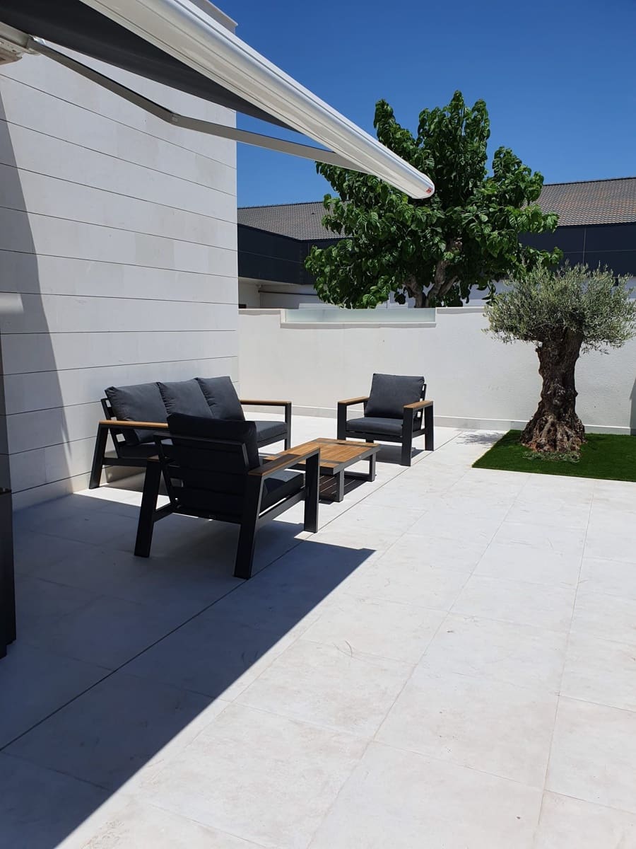 Villa/Maison de 4 chambres à louer à Pilar de la Horadada avec piscine garage - 2 350 € (Ref: 9455835)