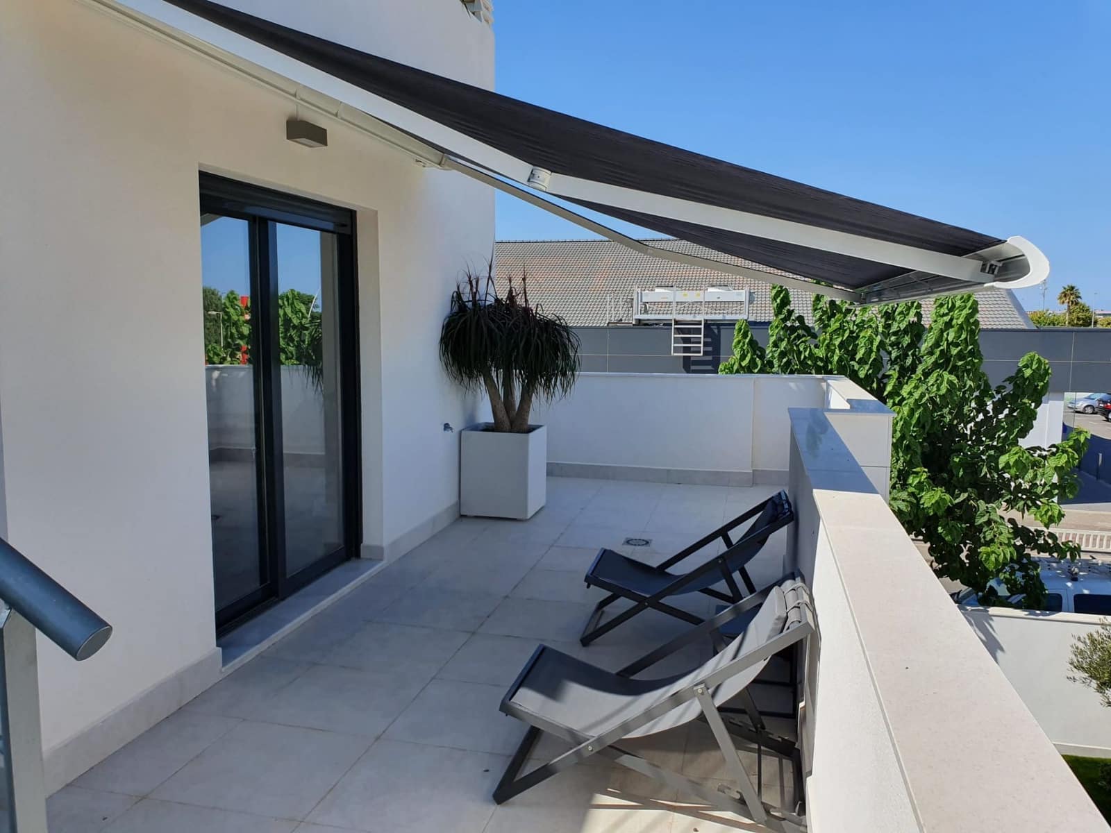 Villa/Maison de 4 chambres à louer à Pilar de la Horadada avec piscine garage - 2 350 € (Ref: 9455835)