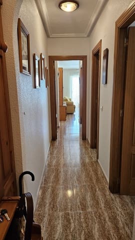 2 quarto Apartamento para arrendar em Guardamar del Segura - 800 € (Ref: 9465157)