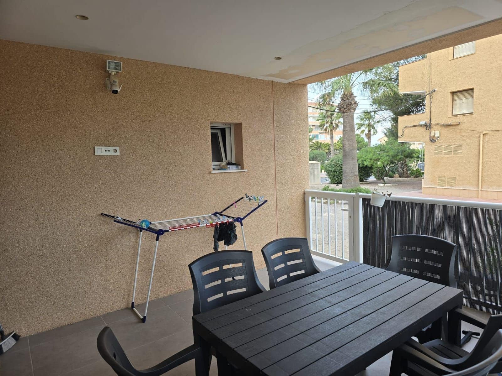 3 quarto Apartamento para arrendar em Guardamar del Segura com piscina - 1 200 € (Ref: 9465158)