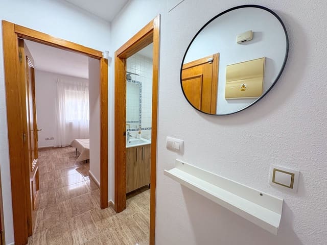 2 bedroom Flat for rent in Los Alcázares - € 675 (Ref: 9465159)