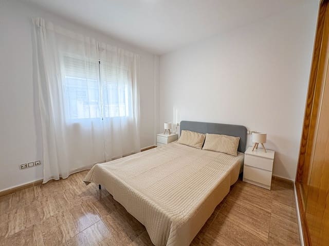 2 bedroom Flat for rent in Los Alcázares - € 675 (Ref: 9465159)