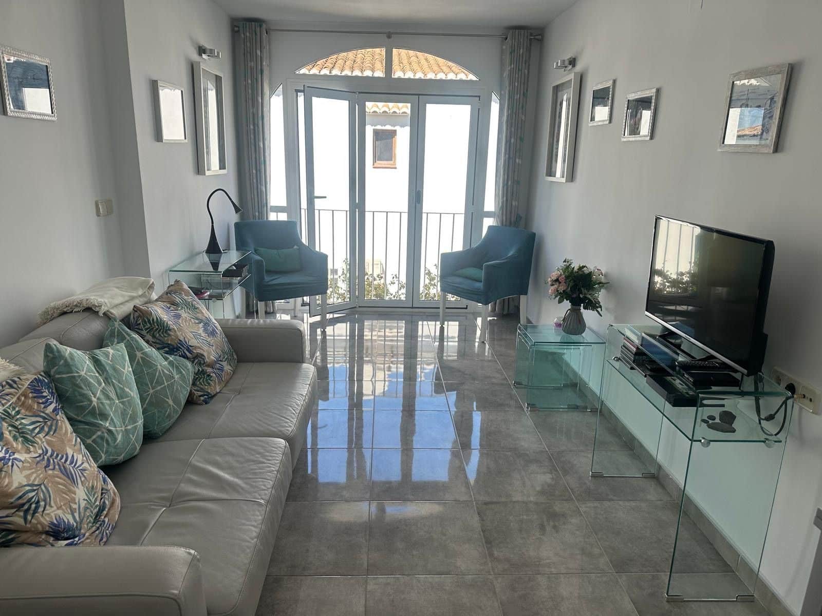 1 quarto Apartamento para arrendar em Torrevieja com piscina garagem - 750 € (Ref: 9468099)