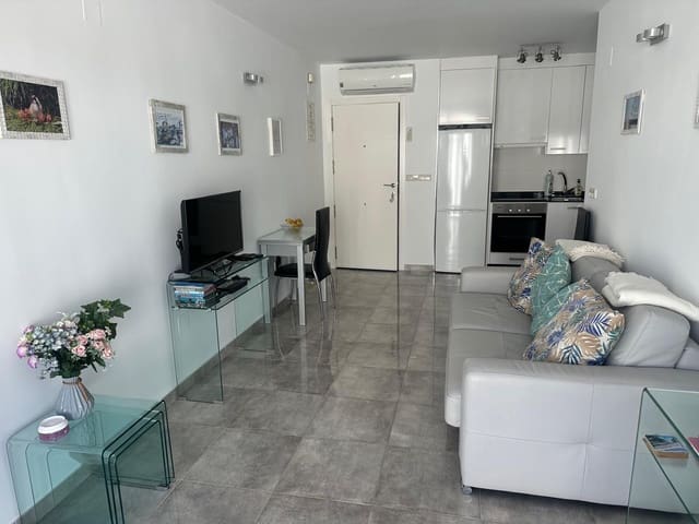 1 quarto Apartamento para arrendar em Torrevieja com piscina garagem - 750 € (Ref: 9468099)