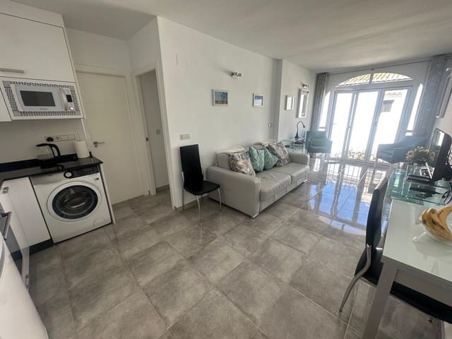 1 quarto Apartamento para arrendar em Torrevieja com piscina garagem - 750 € (Ref: 9468099)