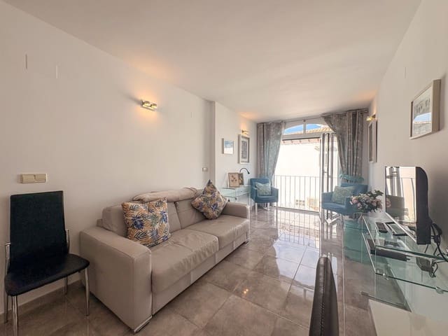 1 quarto Apartamento para arrendar em Torrevieja com piscina garagem - 750 € (Ref: 9468099)