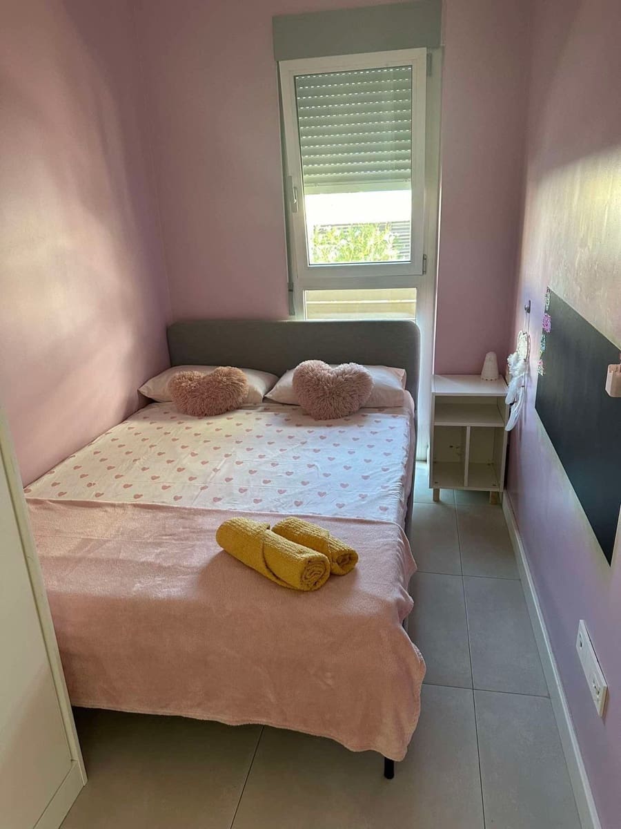 3 quarto Apartamento para arrendar em Orihuela Costa com piscina garagem - 1 850 € (Ref: 9470293)