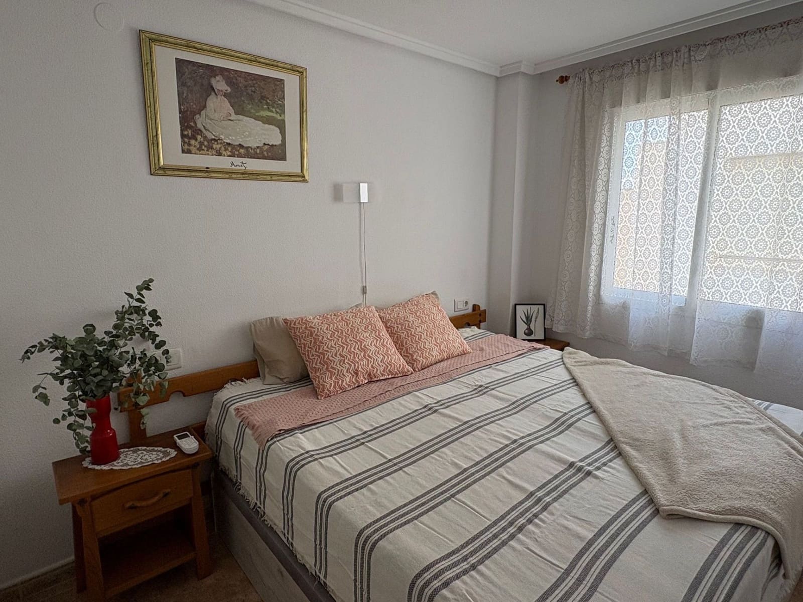 2 quarto Apartamento para arrendar em Torrevieja com piscina - 950 € (Ref: 9470294)