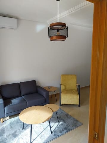 Appartement de 2 chambres à louer à Torrevieja avec piscine garage - 850 € (Ref: 9472013)
