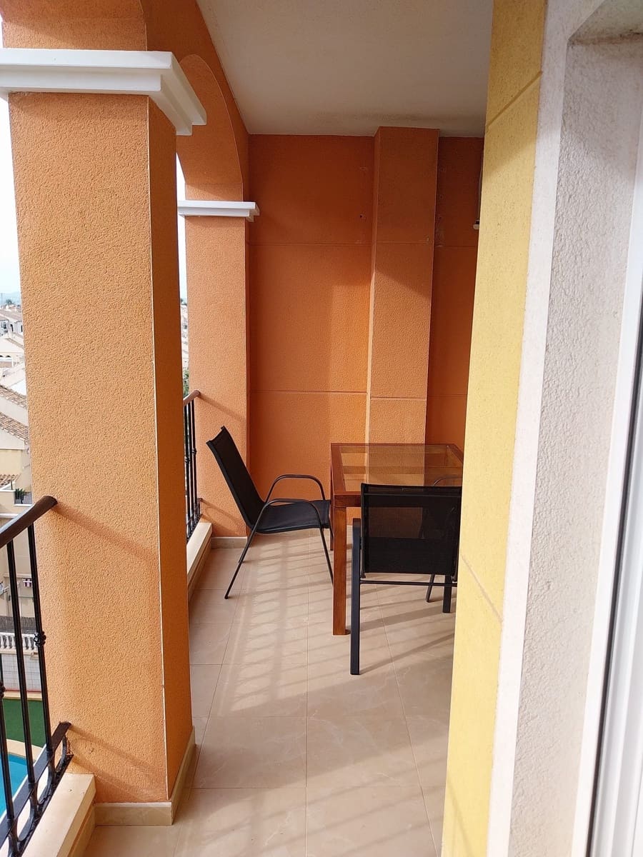 2 Zimmer Wohnung zu vermieten in Torrevieja mit Pool Garage - 850 € (Ref: 9472013)