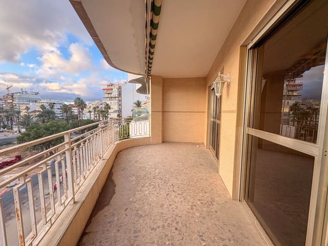 3 makuuhuone Asunto vuokrattavana paikassa Torrevieja - 1 350 € (Ref: 9480922)