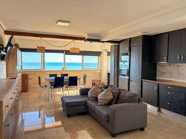 Piso de 3 habitaciones en Torrevieja en alquiler con garaje - 1.550 € (Ref: 9481764)