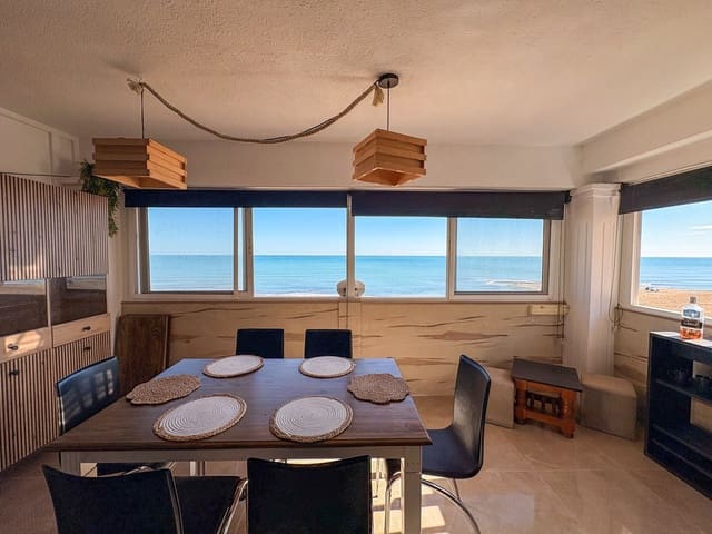 Piso de 3 habitaciones en Torrevieja en alquiler con garaje - 1.550 € (Ref: 9481764)