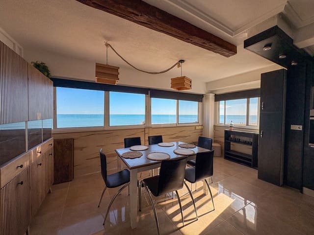 Piso de 3 habitaciones en Torrevieja en alquiler con garaje - 1.550 € (Ref: 9481764)