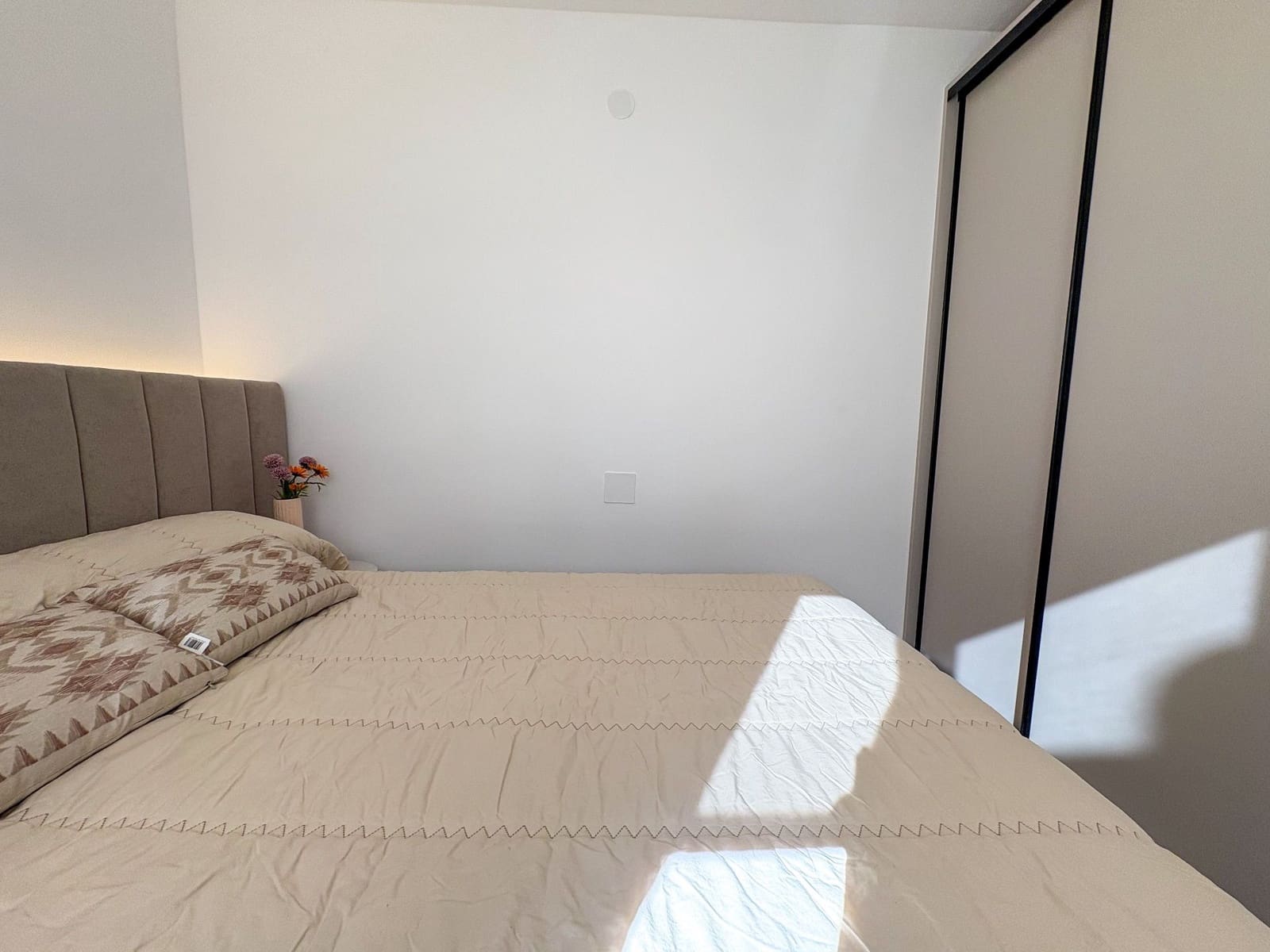 3 makuuhuone Kattohuoneisto vuokrattavana paikassa Torrevieja mukana 
autotalli - 2 000 € (Ref: 9485139)