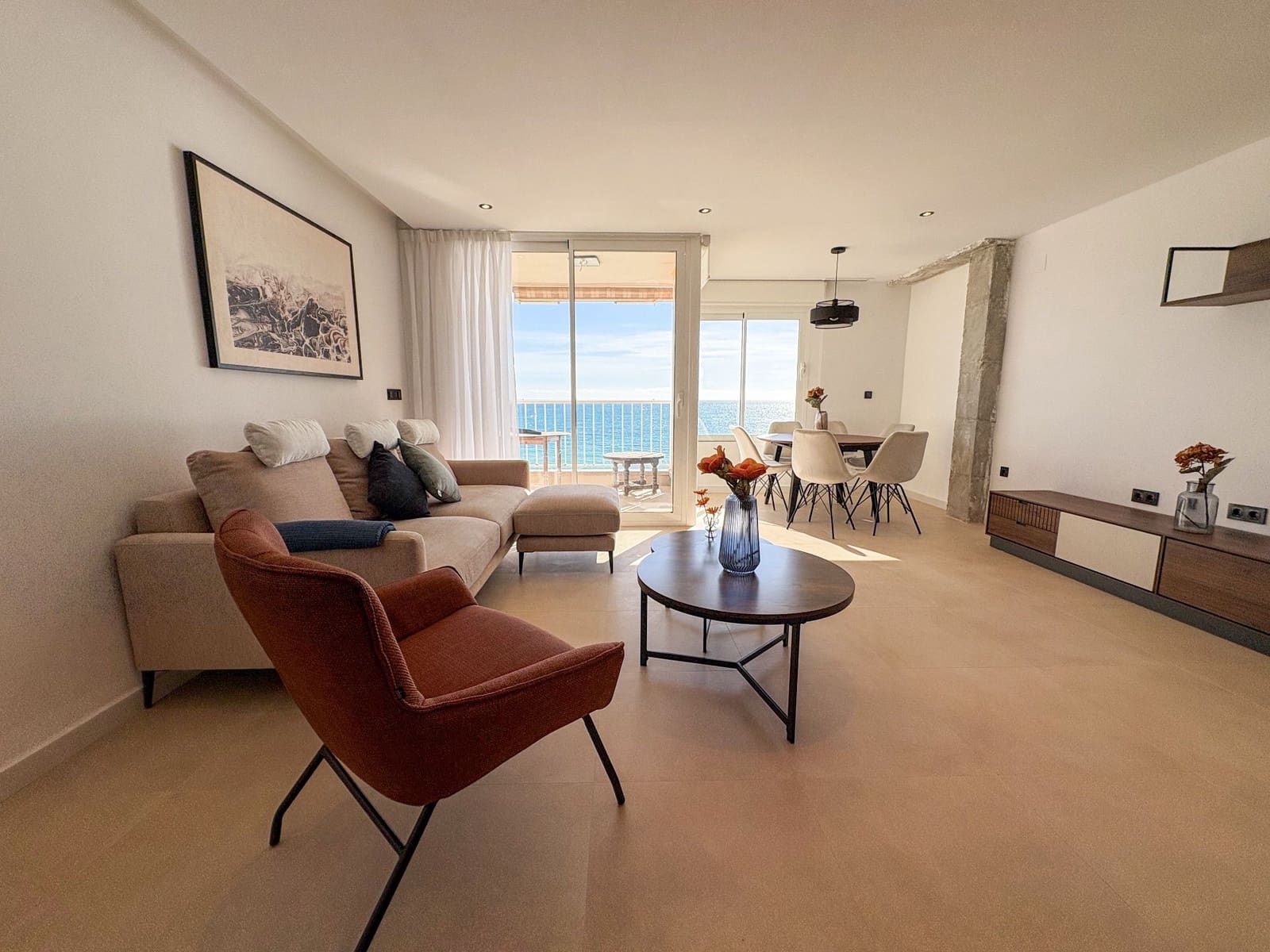 3 makuuhuone Kattohuoneisto vuokrattavana paikassa Torrevieja mukana 
autotalli - 2 000 € (Ref: 9485139)