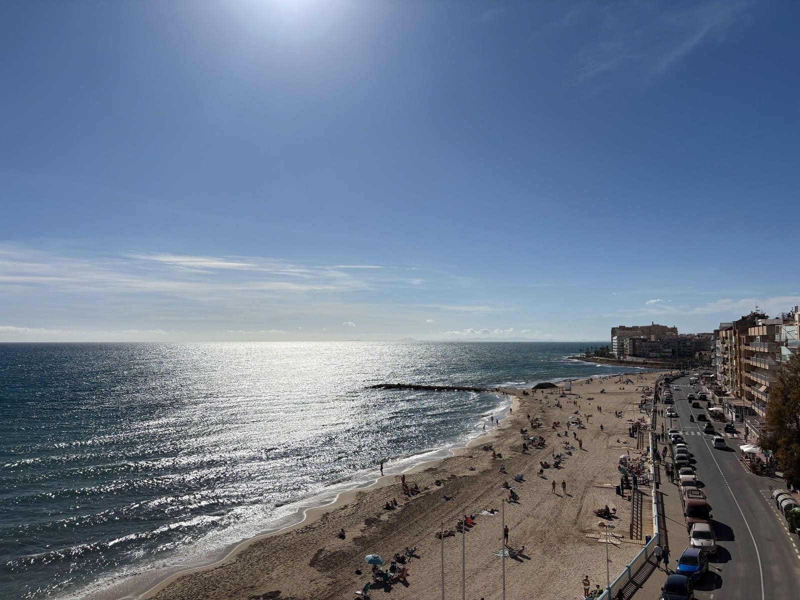 3 makuuhuone Kattohuoneisto vuokrattavana paikassa Torrevieja mukana 
autotalli - 2 000 € (Ref: 9485139)