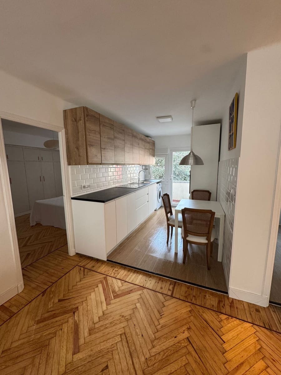 Appartement de 3 chambres à louer à Santander - 1 200 € (Ref: 9488180)