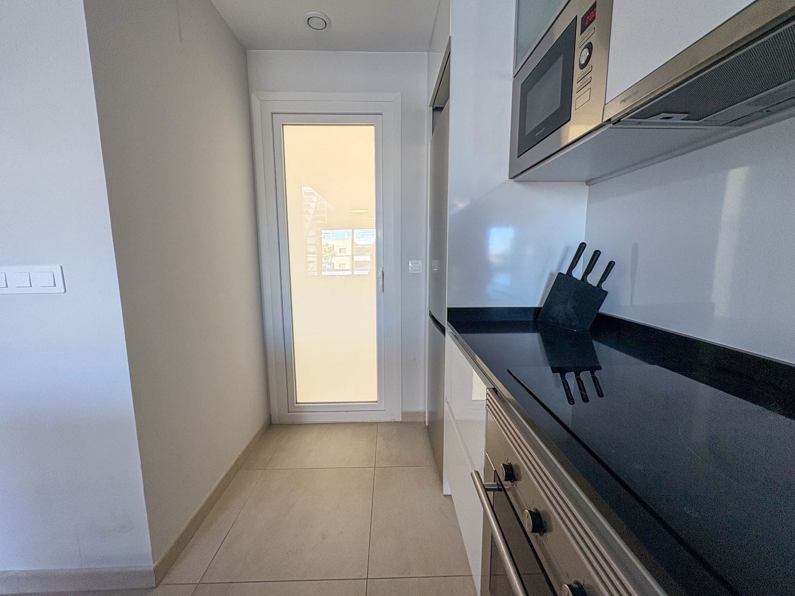 Ático de 2 habitaciones en Orihuela Costa en alquiler con piscina garaje - 2.000 € (Ref: 9488181)