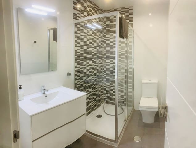 2 sovrum Takvåning att hyra i Santander med garage - 1 200 € (Ref: 9491072)