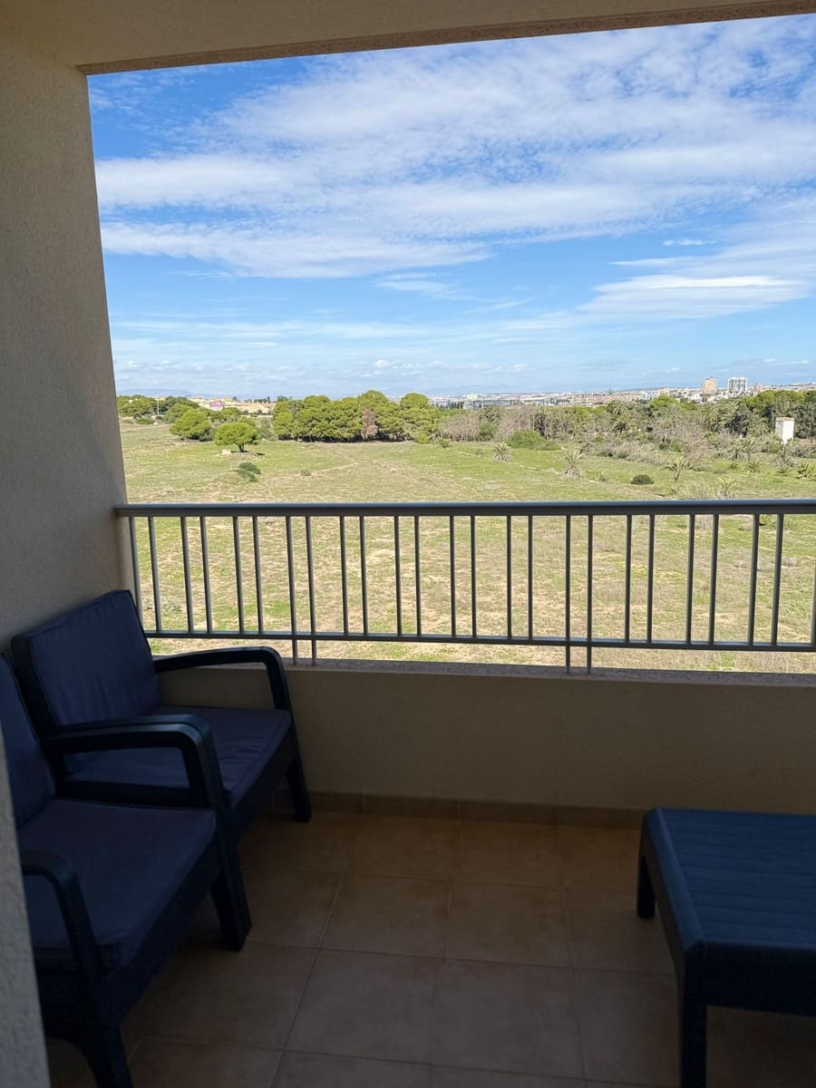 2 quarto Apartamento para arrendar em Torrevieja com piscina garagem - 1 000 € (Ref: 9494262)