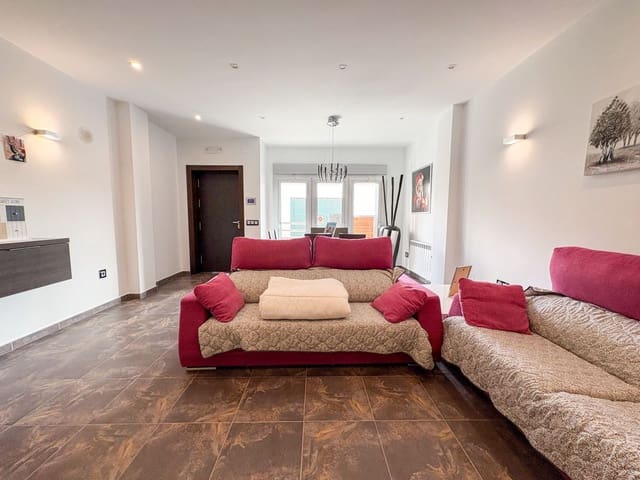 4 makuuhuone Omakotitalo myytävänä paikassa Pilar de la Horadada mukana 
autotalli - 325 000 € (Ref: 9494263)