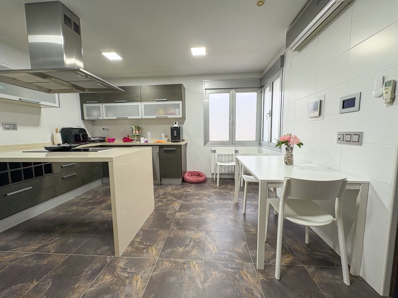 4 makuuhuone Omakotitalo myytävänä paikassa Pilar de la Horadada mukana 
autotalli - 325 000 € (Ref: 9494263)